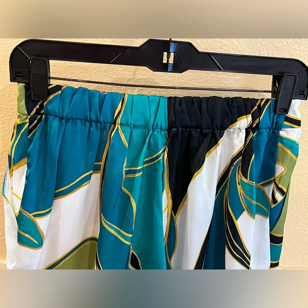 Elie Tahari wide leg palazzo pants. Tropical print Stretchy waist. Green. S. NWT - Picture 9 of 16